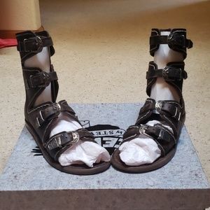 Freebird by Steven sandals